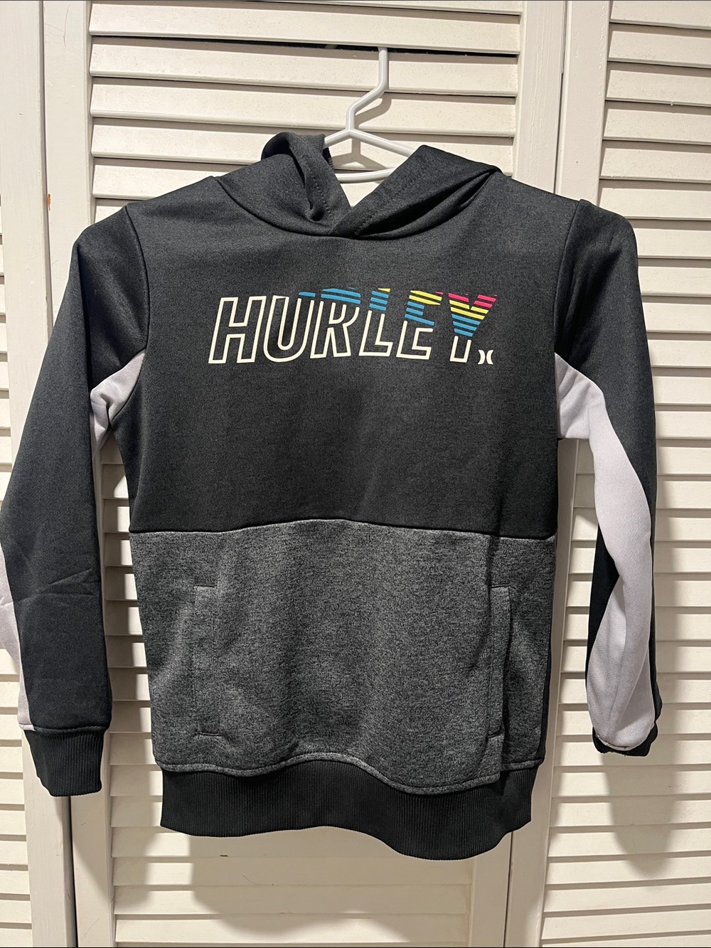 Hurley Black & Gray Kids' Pullover Hoodie with Multicolor Logo 7